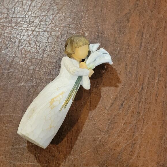 Demdaco Willow Tree White 2010 Beautiful Wishes Susan Lordi Angel Figurine - Picture 6 of 9